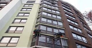 Установка крыши на балкон Бердск цена от 1020 руб. м/2.